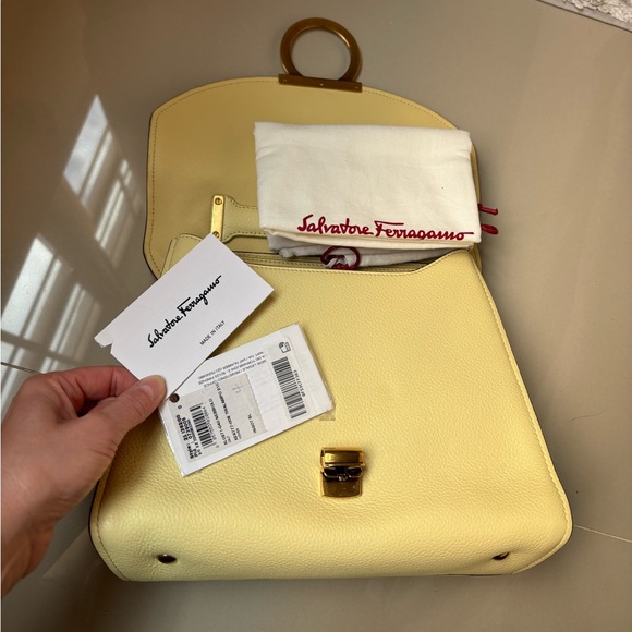 NEW‼️ Salvatore Ferragamo Mini Gancini Top Handle Calfskin Bag - Picture 7 of 16